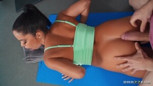 Cute Yoga With A High-Intensity Fuck Thumb